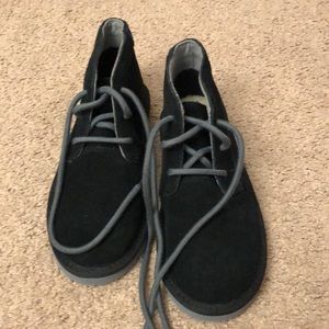 Boys Ugg Shoes Never Worn
